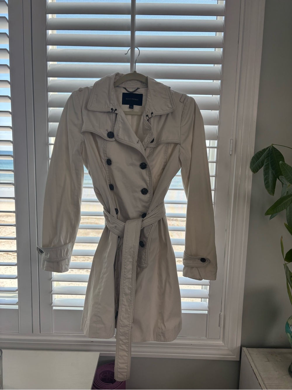 Banana Republic Light Cream Double-Breasted Trench Coat with Belt